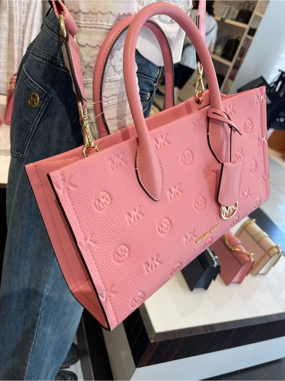 Michael Kors Mirella Md Logo Debossed Satchel Shoulder Tote Handb
Carnation
NWT - Picture 2 of 16